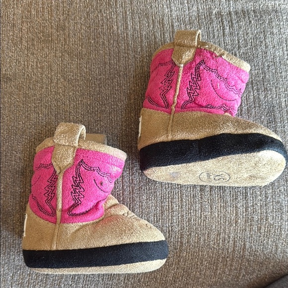 Cozy Pink and Tan Baby Boots Slippers, XS - Picture 12 of 13